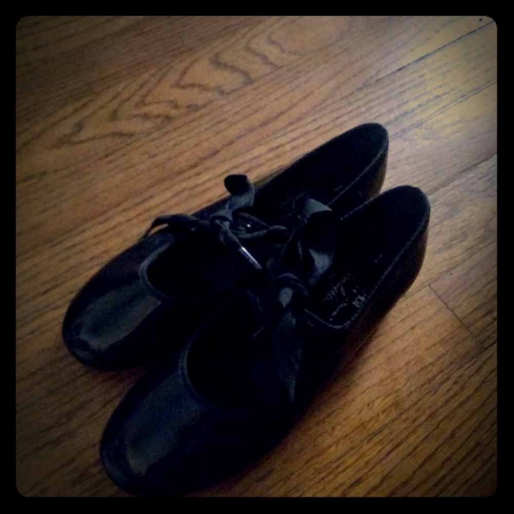 Kids tap shoes
